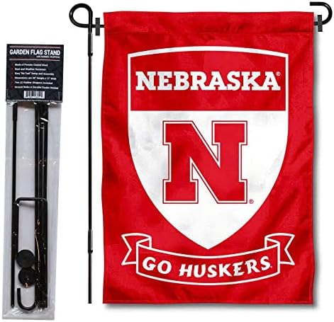Градински Флаг Университета на Небраска Go Huskers Shield и Набор от Притежателите на Шест за флага на САЩ